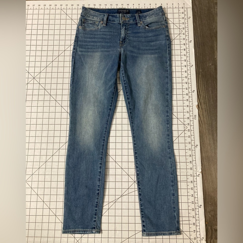 Lucky Brand Women’s Size 6/28 Regular Light Wash Low Rise‎ Skinny Lolita Jeans
